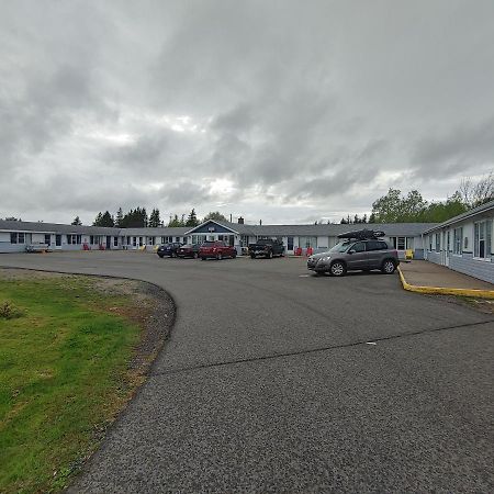 Highland Motel Норт-Сидней Экстерьер фото
