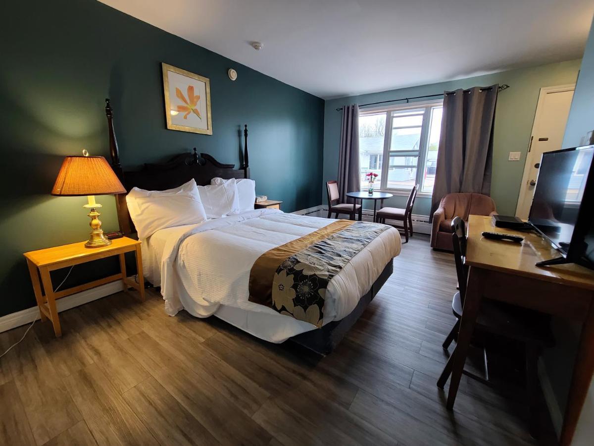 Highland Motel Норт-Сидней Экстерьер фото