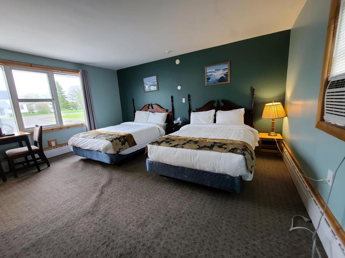 Highland Motel Норт-Сидней Экстерьер фото