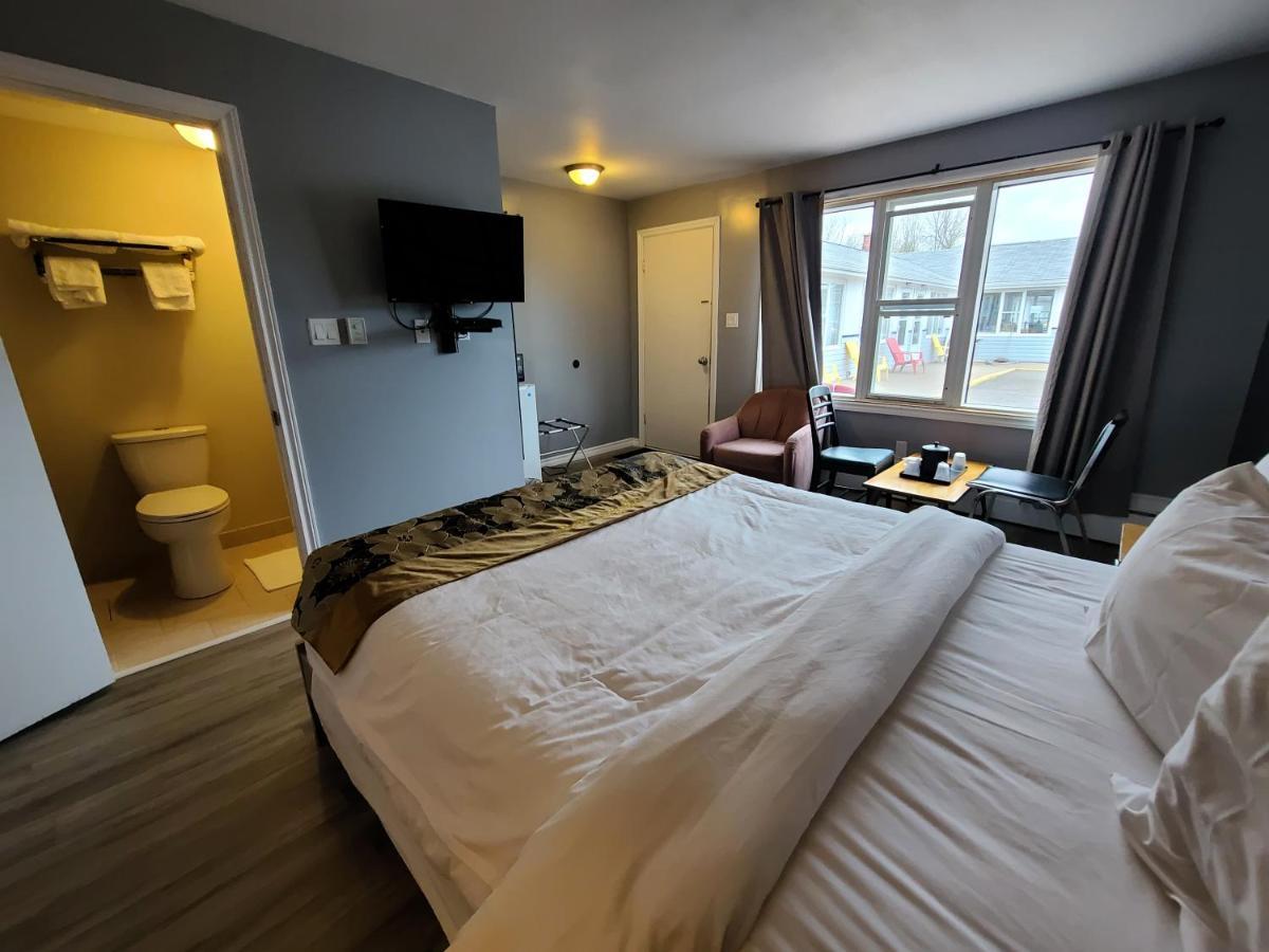Highland Motel Норт-Сидней Экстерьер фото